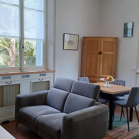 Apartment Dans Chateau Hinacourt